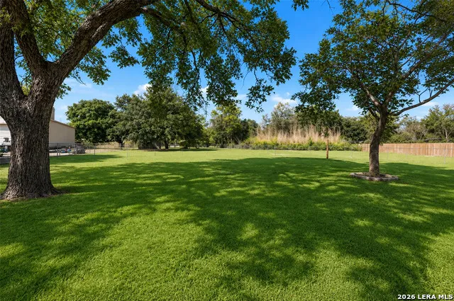 445 Granada Dr New Braunfels, TX 78130