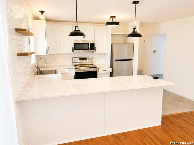 445 Granada Dr New Braunfels, TX 78130