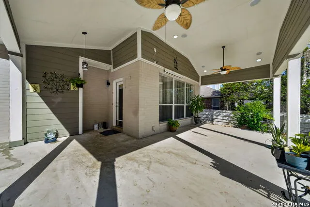 6207 SPRING VLY San Antonio, TX 78247