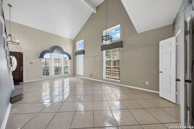 6207 SPRING VLY San Antonio, TX 78247