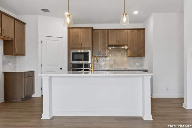 167 Peeps Ct. Adkins, TX 78101