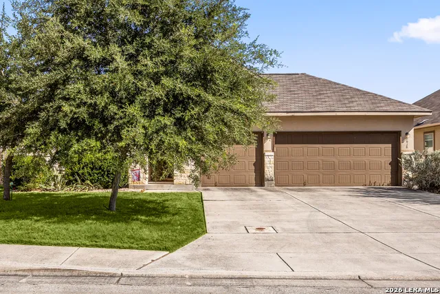 5638 BRIAR KNL New Braunfels, TX 78132
