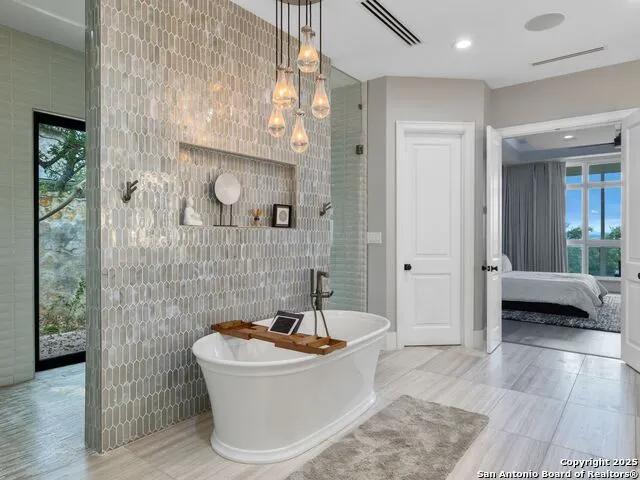 7 Davenport Lane San Antonio, TX 78257