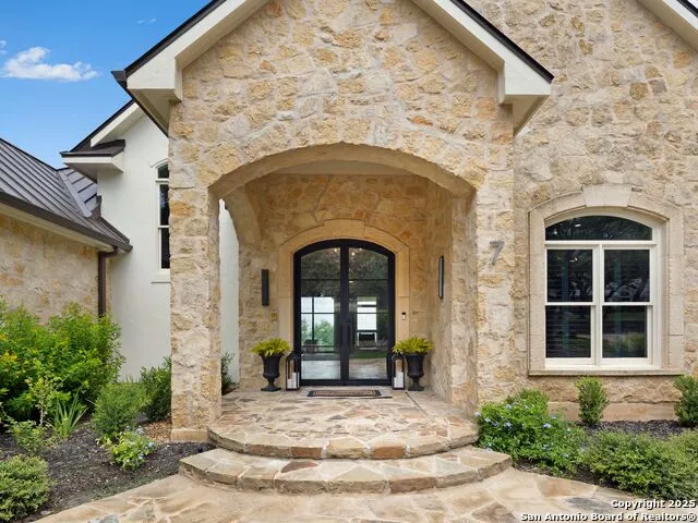 7 Davenport Lane San Antonio, TX 78257