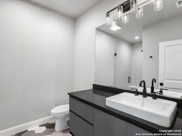 7 Davenport Lane San Antonio, TX 78257
