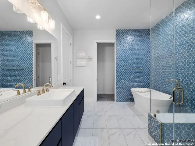 7 Davenport Lane San Antonio, TX 78257