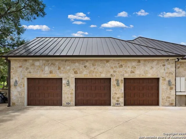 7 Davenport Lane San Antonio, TX 78257