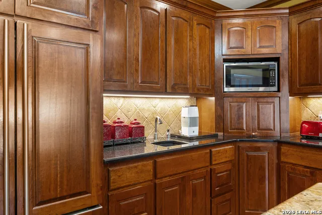179 Box S Dr Kerrville, TX 78028