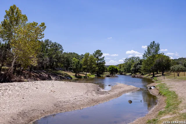 179 Box S Dr Kerrville, TX 78028