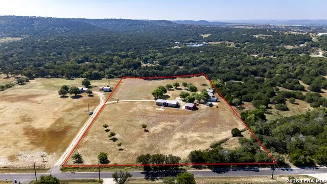 626 Spur 100 Kerrville, TX 78028