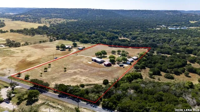 626 Spur 100 Kerrville, TX 78028