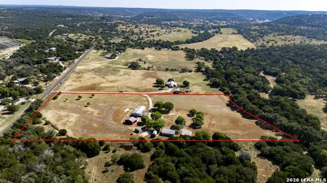 626 Spur 100 Kerrville, TX 78028