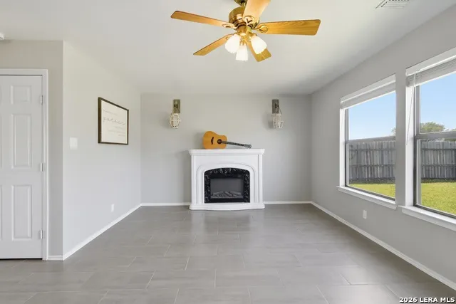 1518 33rd Hondo, TX 78861