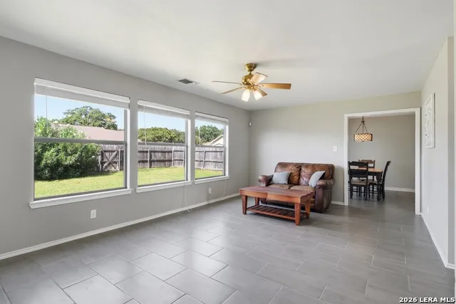 1518 33rd Hondo, TX 78861