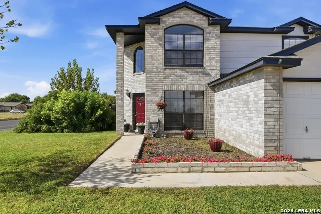 1518 33rd Hondo, TX 78861
