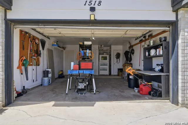 1518 33rd Hondo, TX 78861