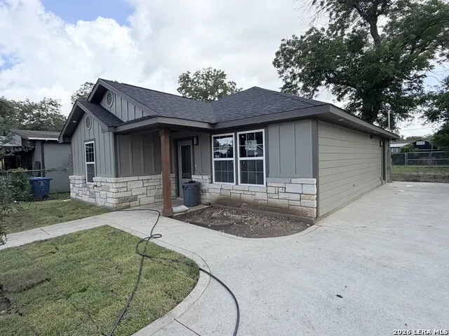 2931 W GERALD AVE San Antonio, TX 78211