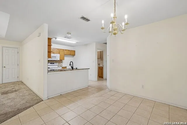 220 Loma Vista Dr Kerrville, TX 78028