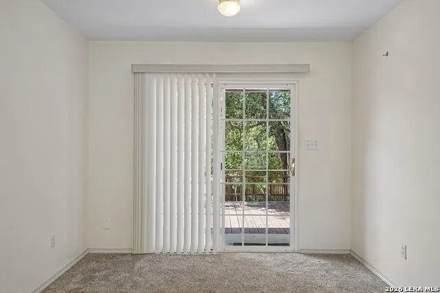 220 Loma Vista Dr Kerrville, TX 78028