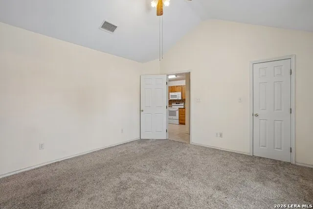 220 Loma Vista Dr Kerrville, TX 78028