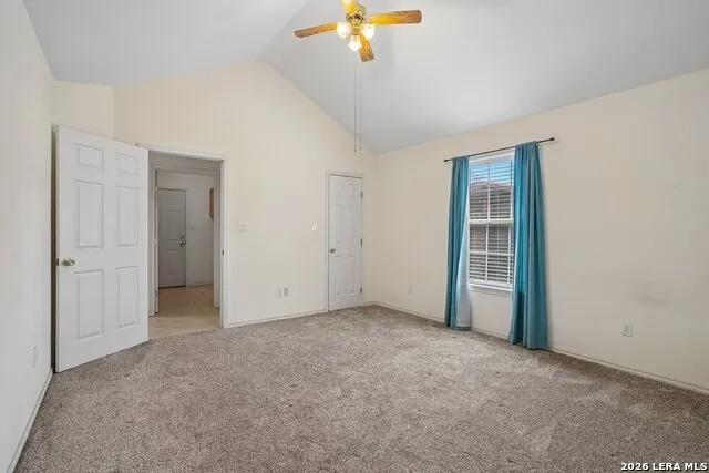 220 Loma Vista Dr Kerrville, TX 78028