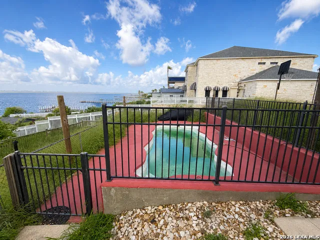 928 WATERVIEW ST Portland, TX 78374