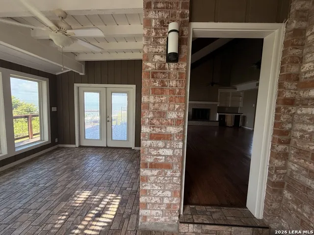928 WATERVIEW ST Portland, TX 78374