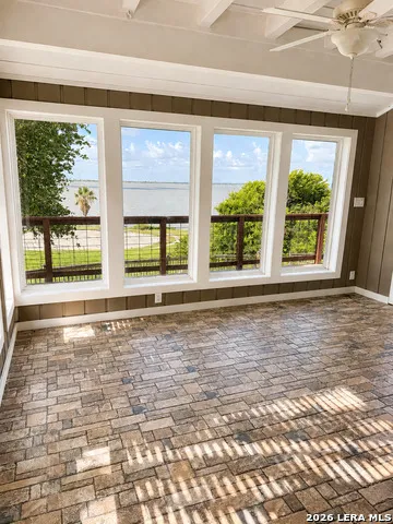 928 WATERVIEW ST Portland, TX 78374