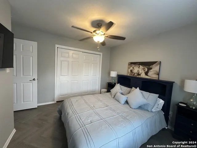 420 Canyon Edge Canyon Lake, TX 78133