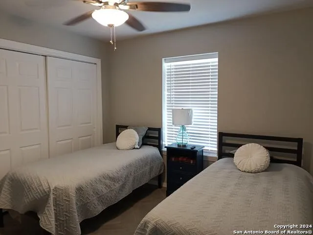 420 Canyon Edge Canyon Lake, TX 78133