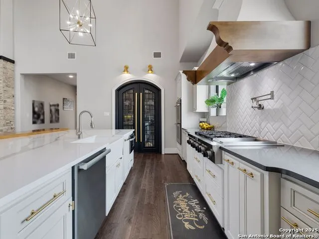 4020 Luz Del Faro San Antonio, TX 78261