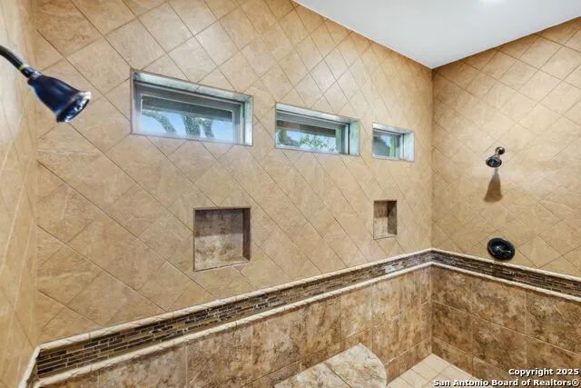 1994 FM 3006 Pleasanton, TX 78064