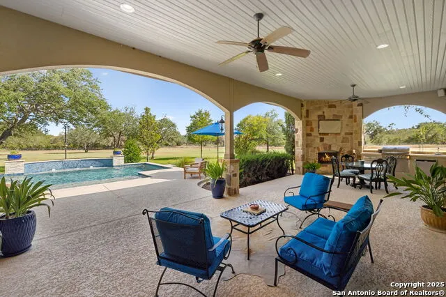 1994 FM 3006 Pleasanton, TX 78064