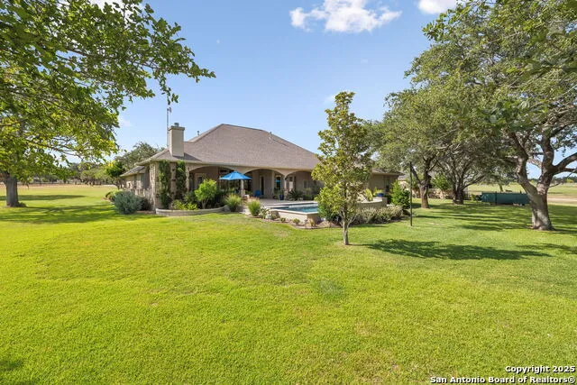 1994 FM 3006 Pleasanton, TX 78064