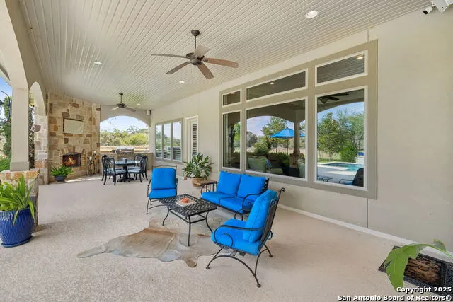 1994 FM 3006 Pleasanton, TX 78064