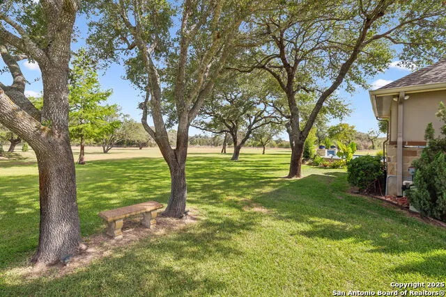 1994 FM 3006 Pleasanton, TX 78064