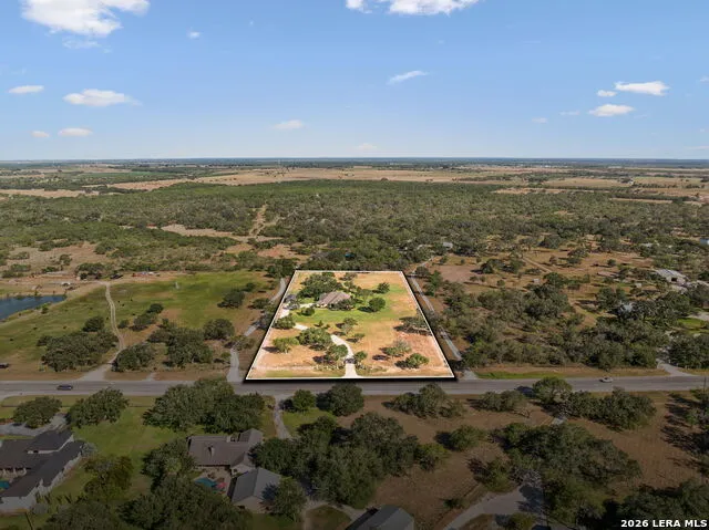 1994 FM 3006 Pleasanton, TX 78064