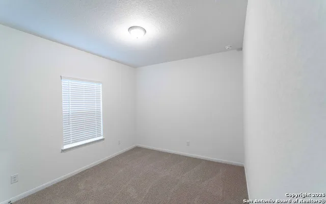 8920 Grey Elm Elmendorf, TX 78112