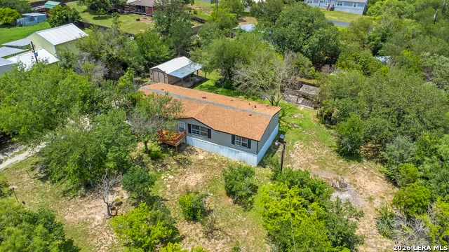 176 County Road 5633 Castroville, TX 78009