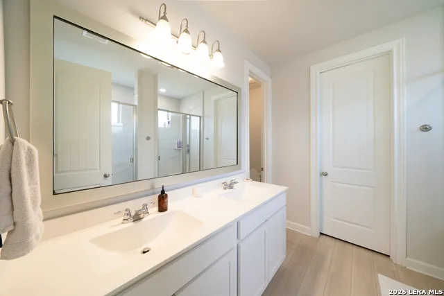 7827 Cypress Vw Boerne, TX 78015