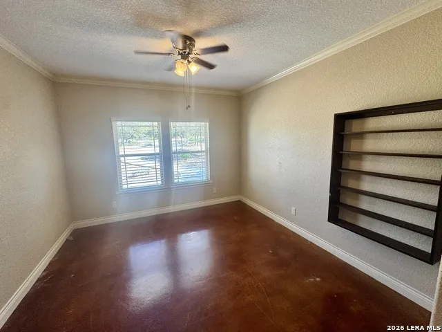 1351 Heritage HL Canyon Lake, TX 78133