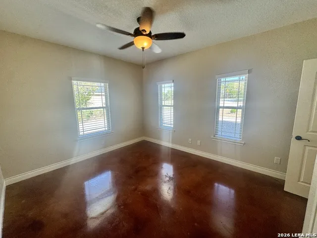 1351 Heritage HL Canyon Lake, TX 78133