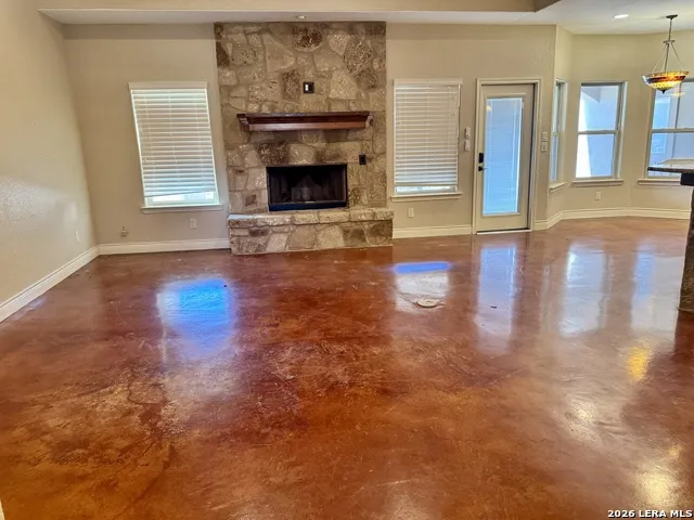1351 Heritage HL Canyon Lake, TX 78133