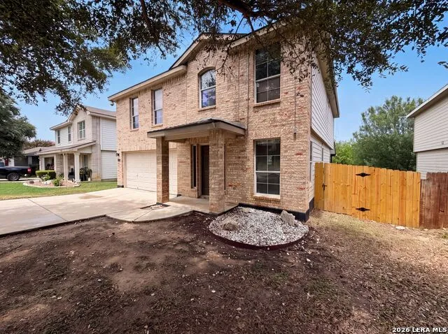 10602 SPRINGWOOD SQ Universal City, TX 78148