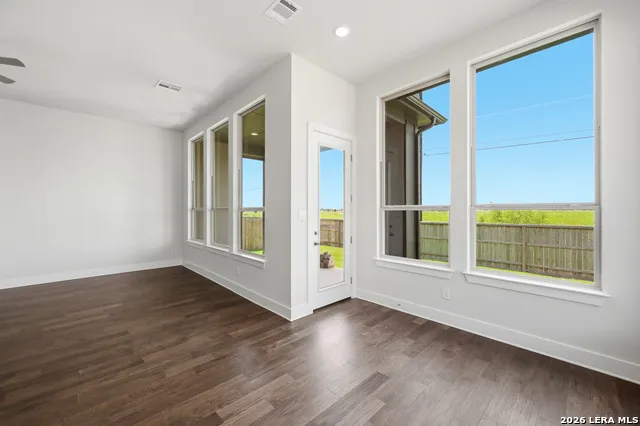 255 White Oak Castroville, TX 78009