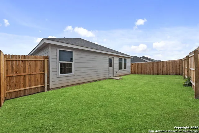 1816 Stonechat New Braunfels, TX 78130
