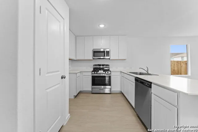 1816 Stonechat New Braunfels, TX 78130
