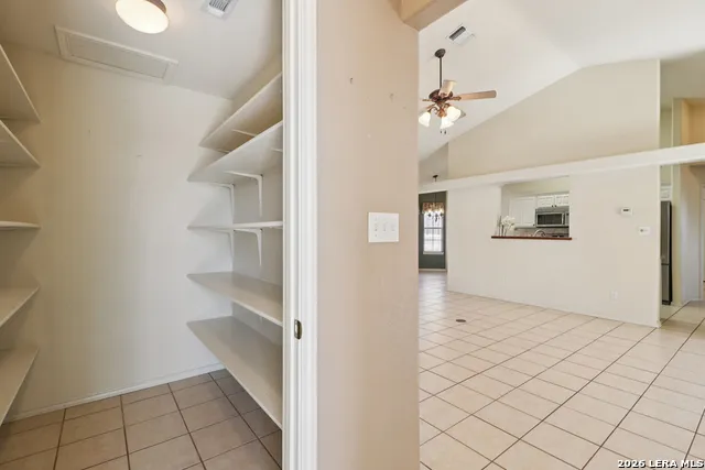 632 Oak Valley Kerrville, TX 78028