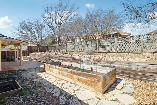 632 Oak Valley Kerrville, TX 78028