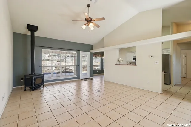 632 Oak Valley Kerrville, TX 78028